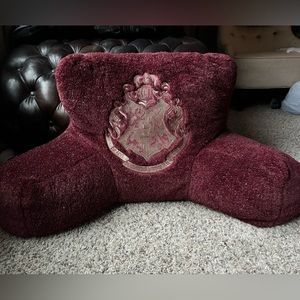 Pottery Barn Teen, Harry Potter⚡️, Hogwarts, Backrest/reading pillow